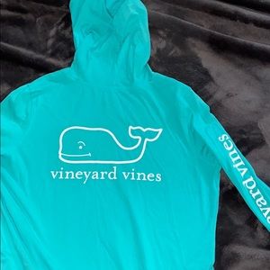 Vineyard vines pull over with hoodie